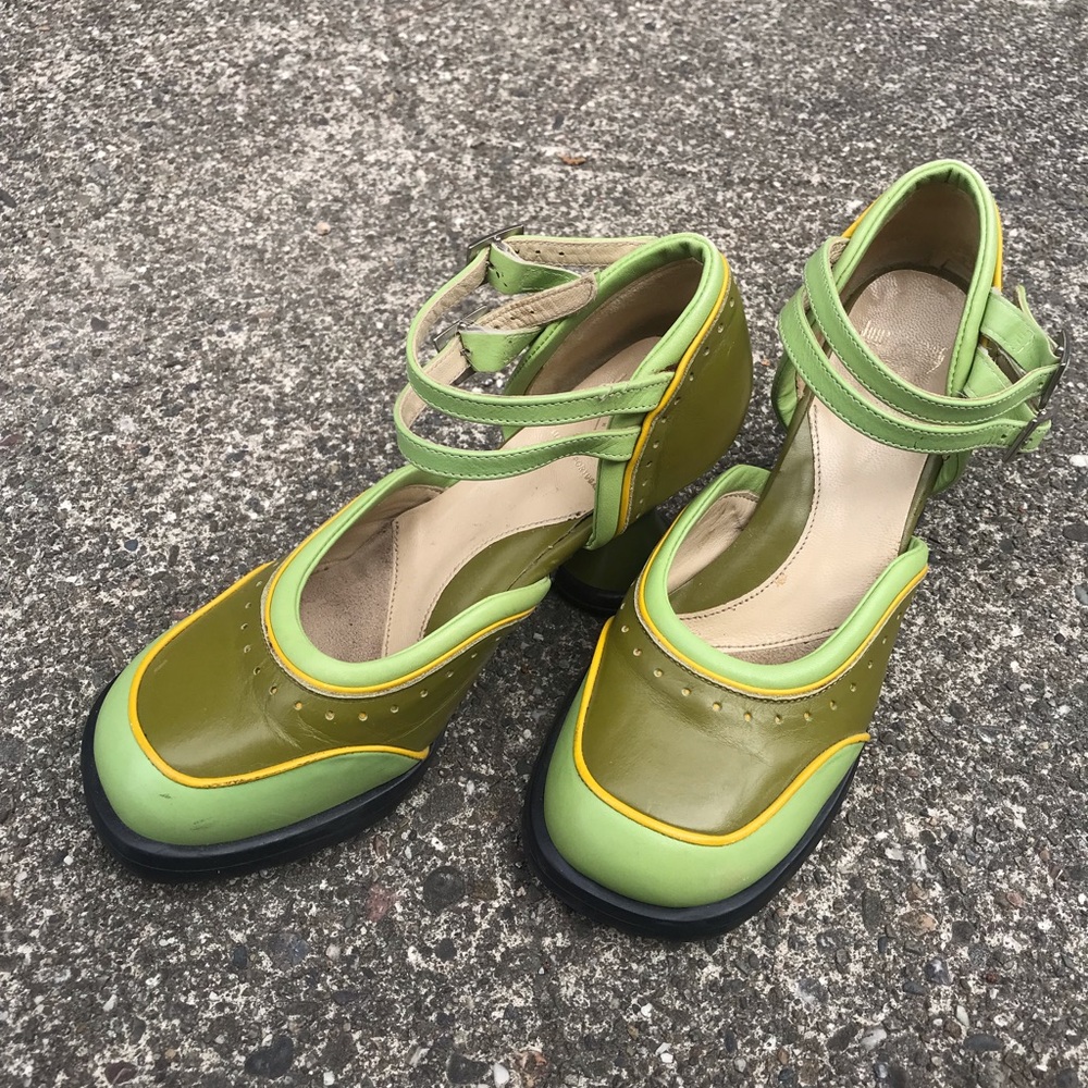 Fluevogs Womens Q-Tee 7.5 Green
